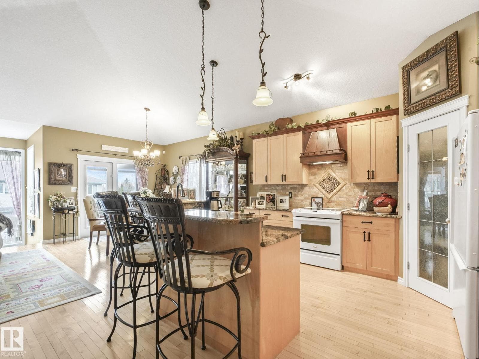 51 Kendall CR — photo 5