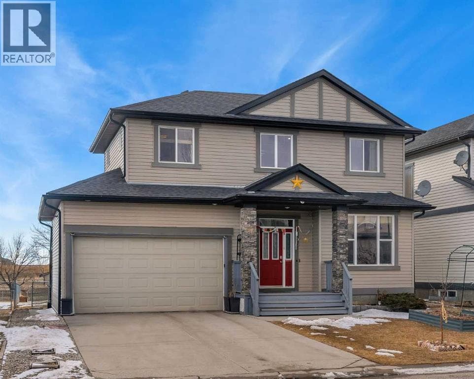 156 Bishop Crescent NW