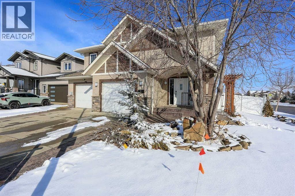 1 Ralston Place