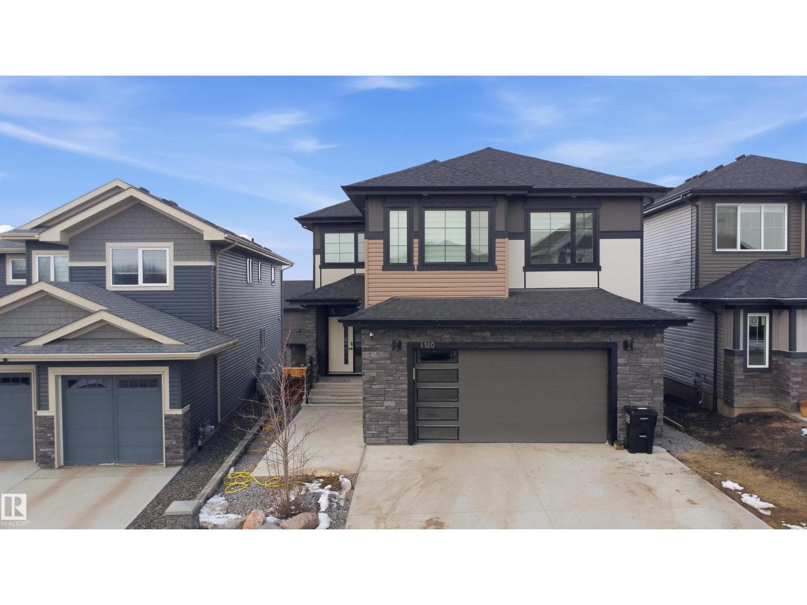 1210 PEREGRINE TC NW