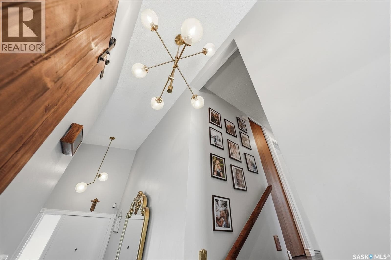 148 Maclean CRESCENT — photo 3