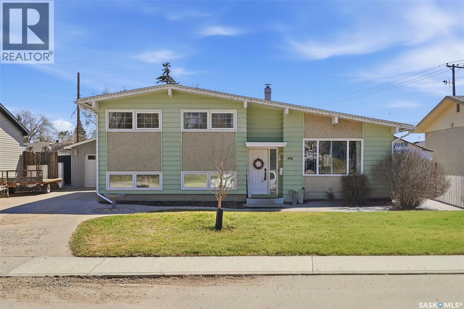 148 Maclean CRESCENT