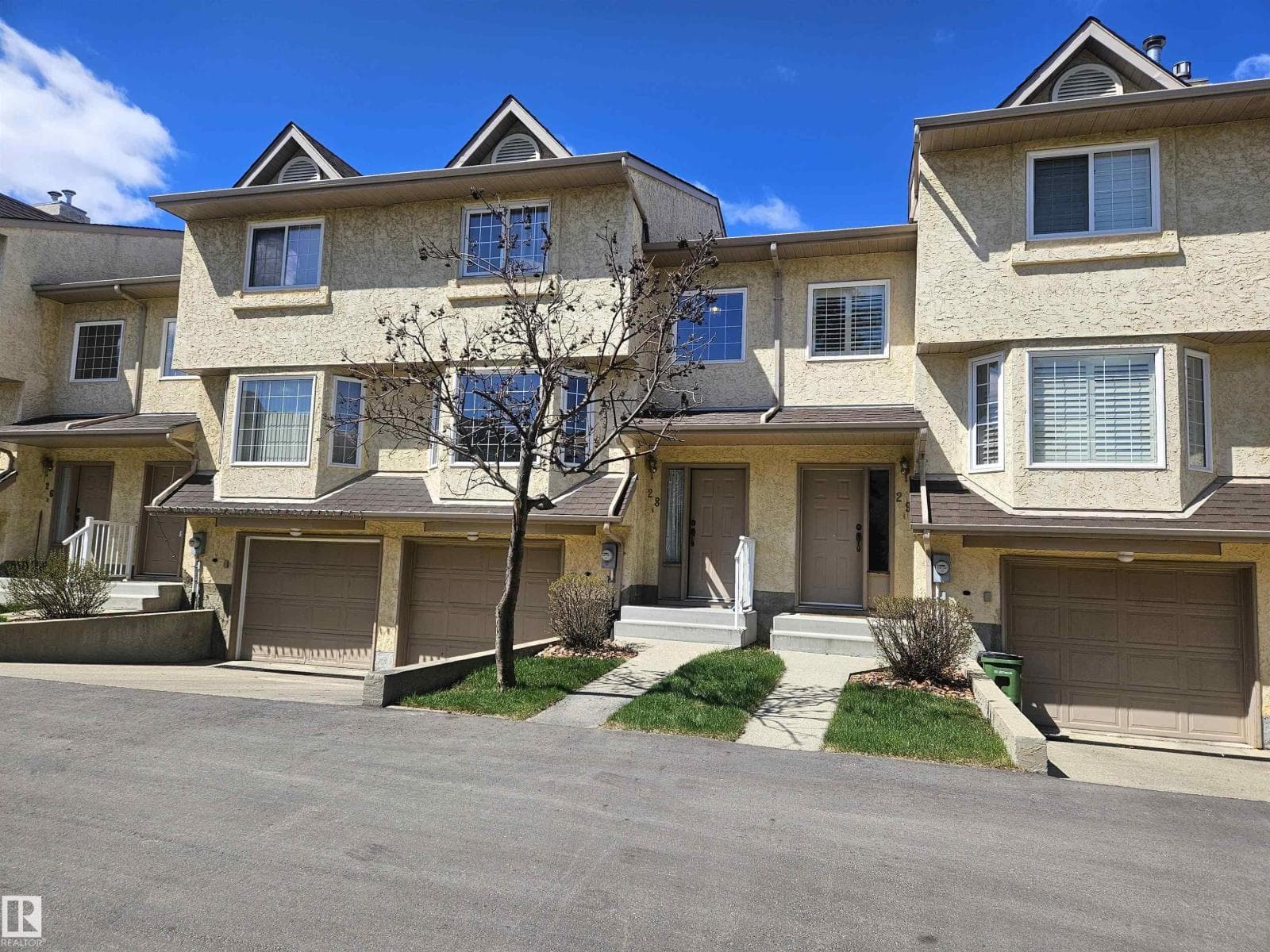 #28 3645 145 AV NW