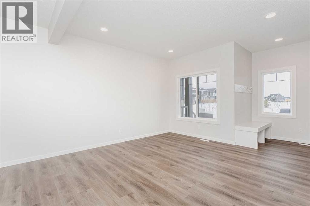 230 Heartwood Parade SE — photo 3