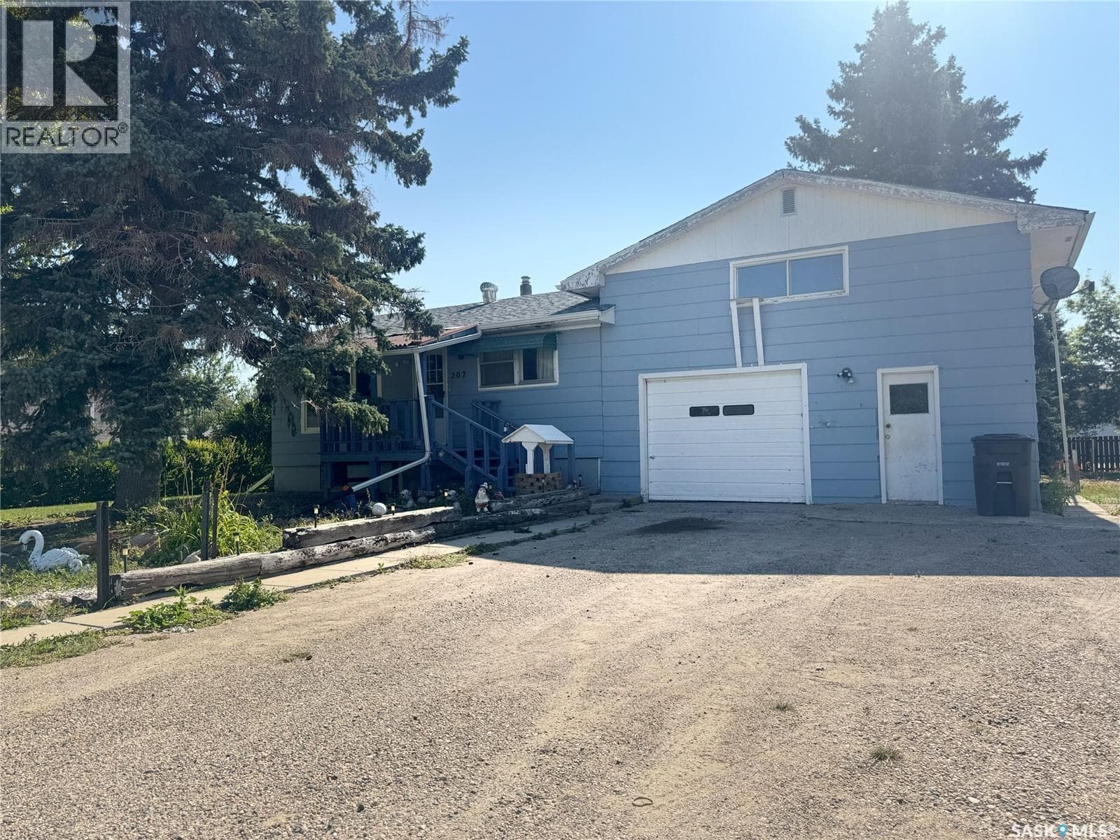 209 Francis STREET