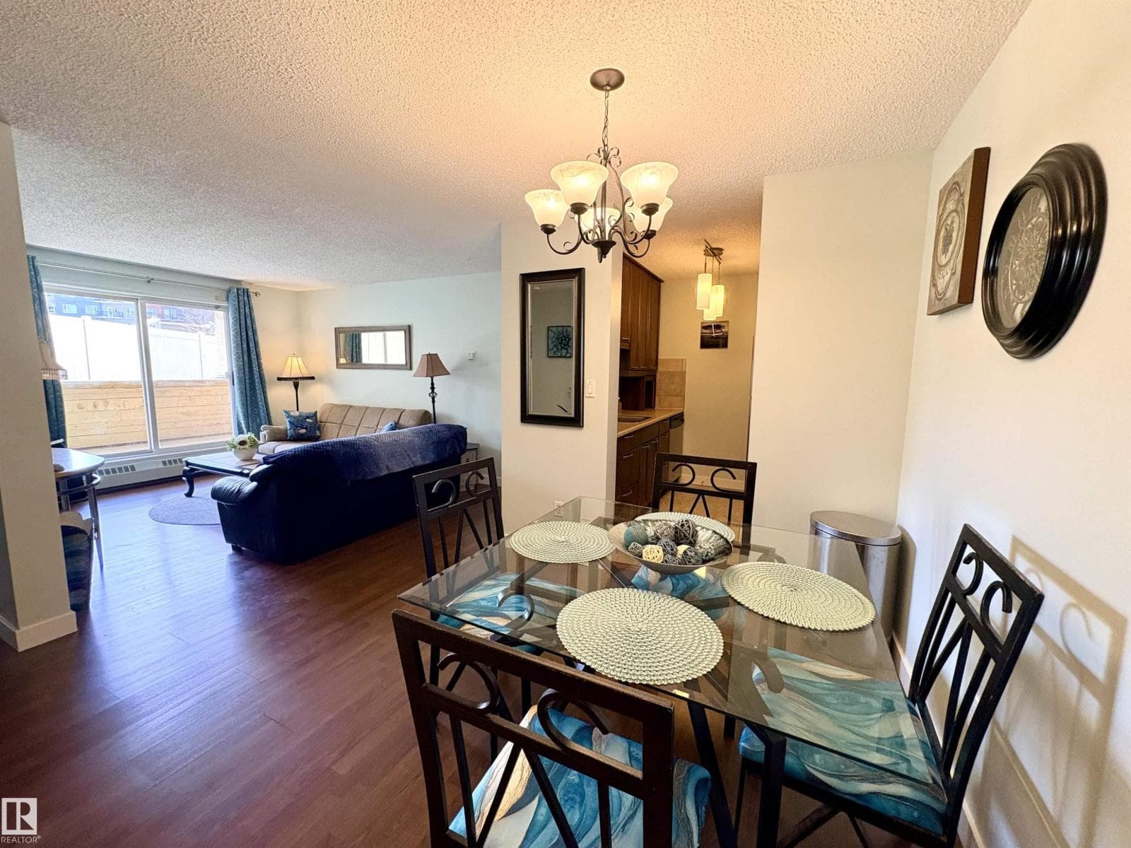 #163 10520 120 ST NW