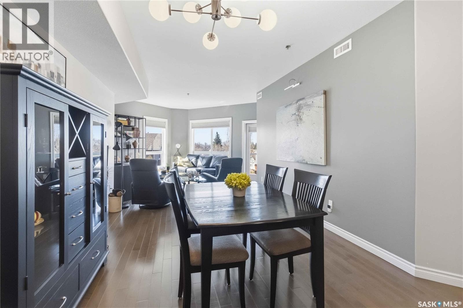 204 227 Pinehouse DRIVE — photo 4