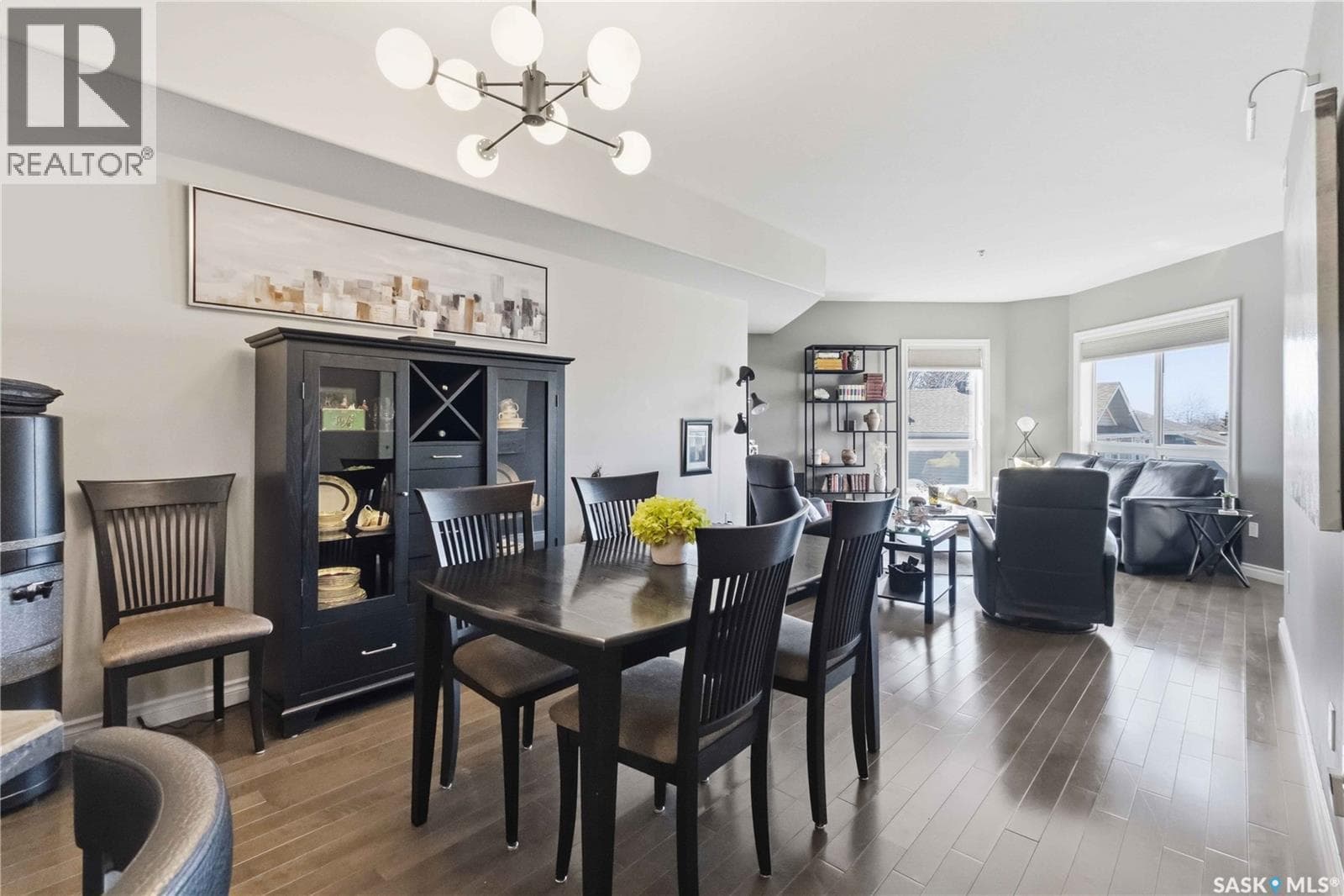 204 227 Pinehouse DRIVE — photo 3