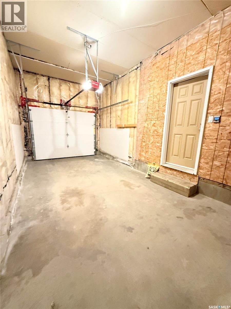 602 Barber CRESCENT — photo 3