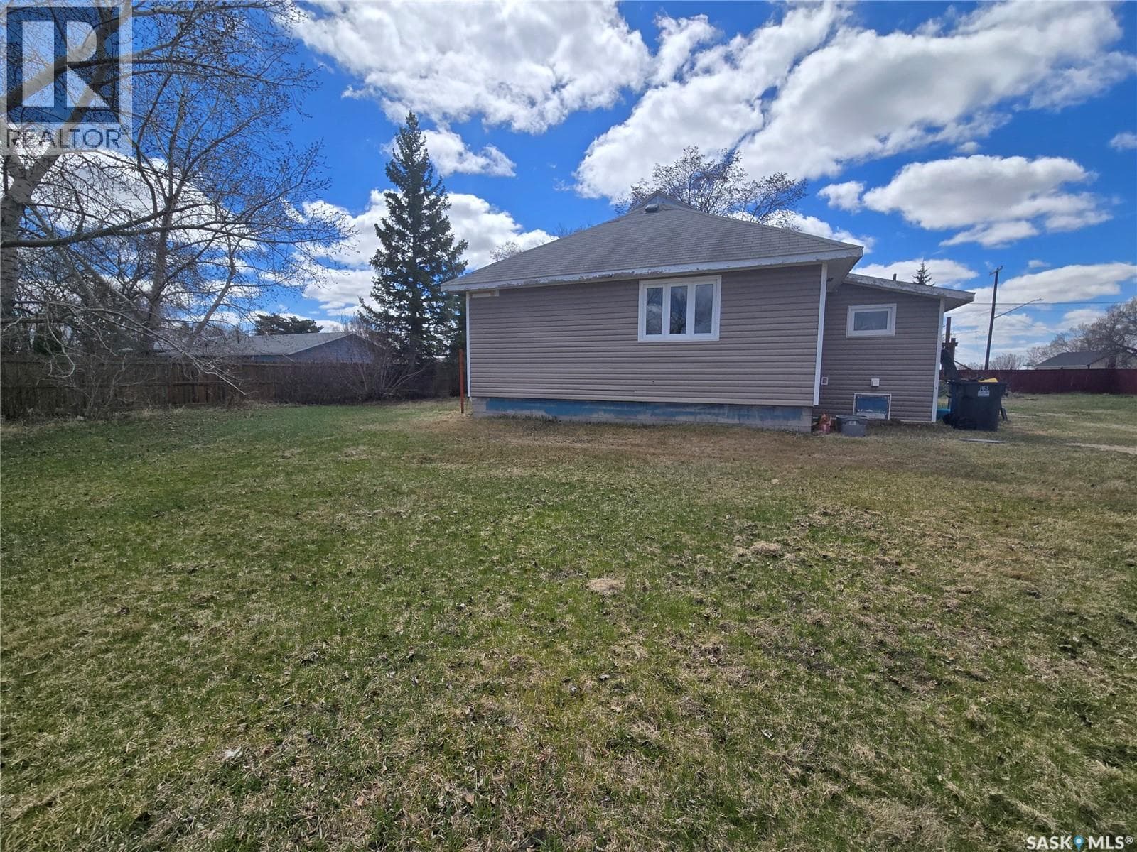 601 Souris AVENUE — photo 4