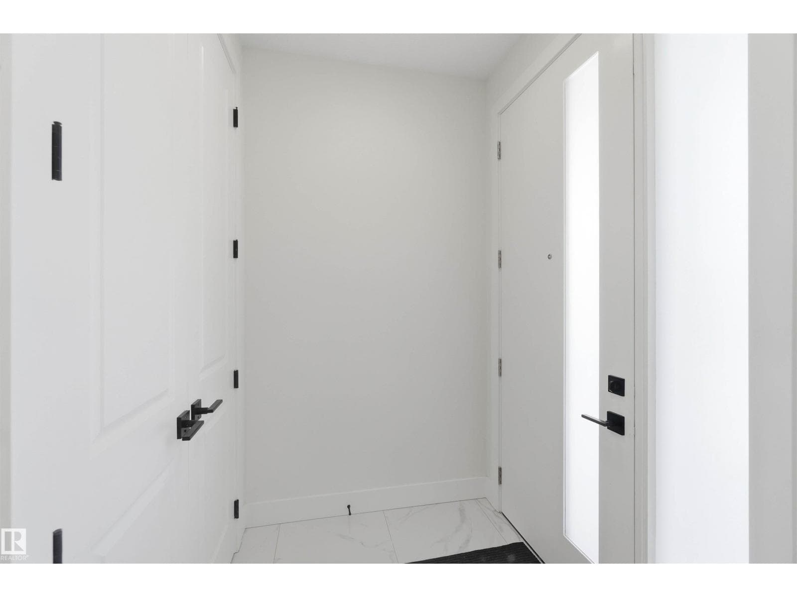 415 PINE PT — photo 2