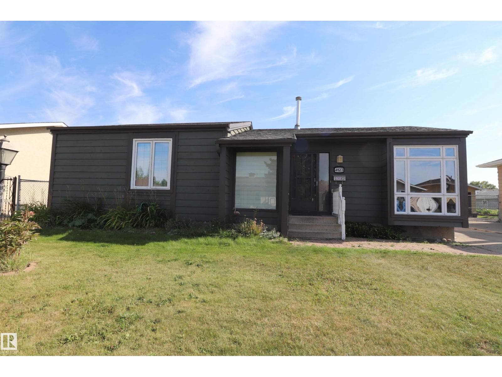 4123 136 AV NW