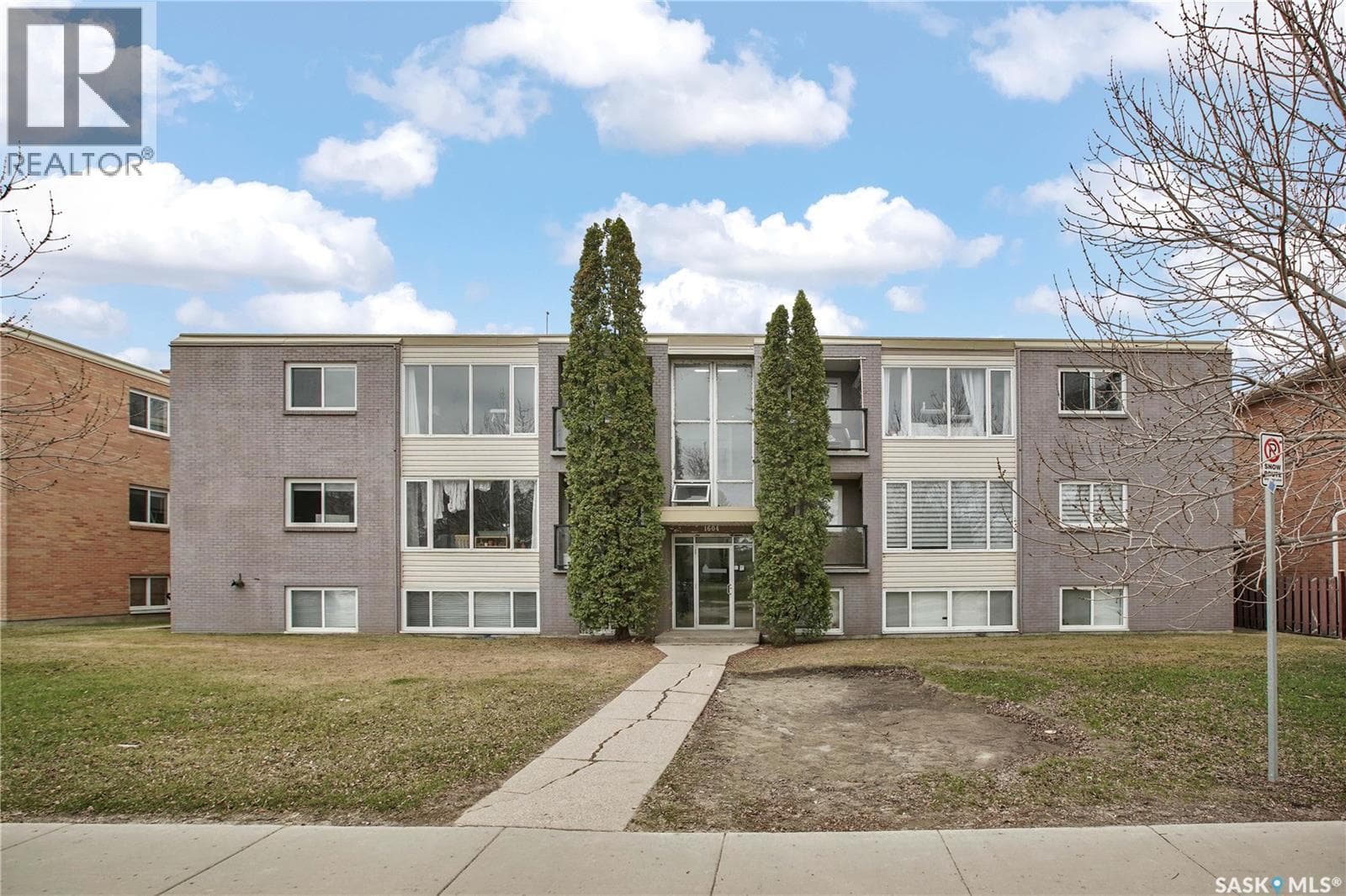 11 1604 MAIN STREET — photo 2