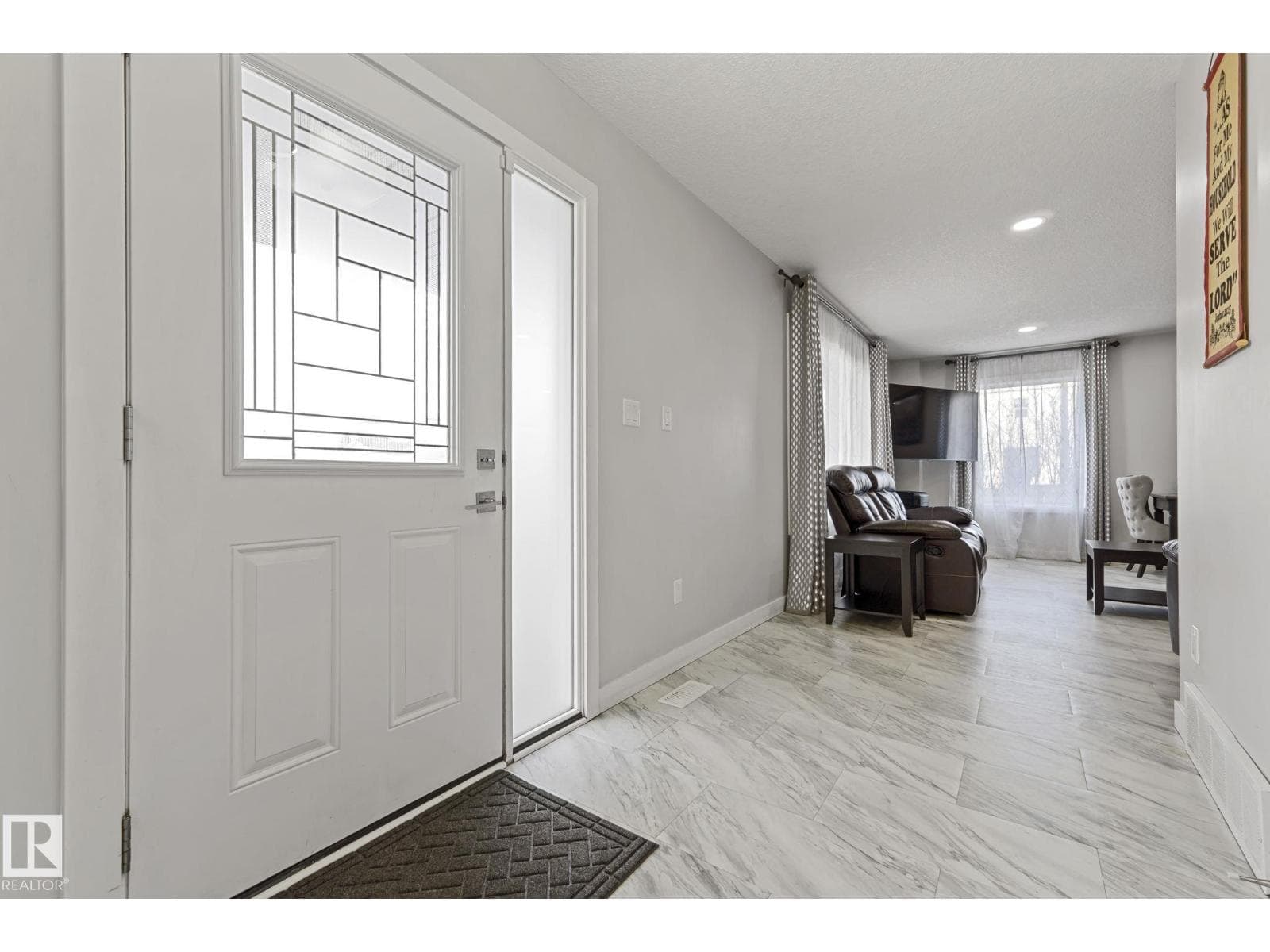 8955 150 ST NW — photo 3