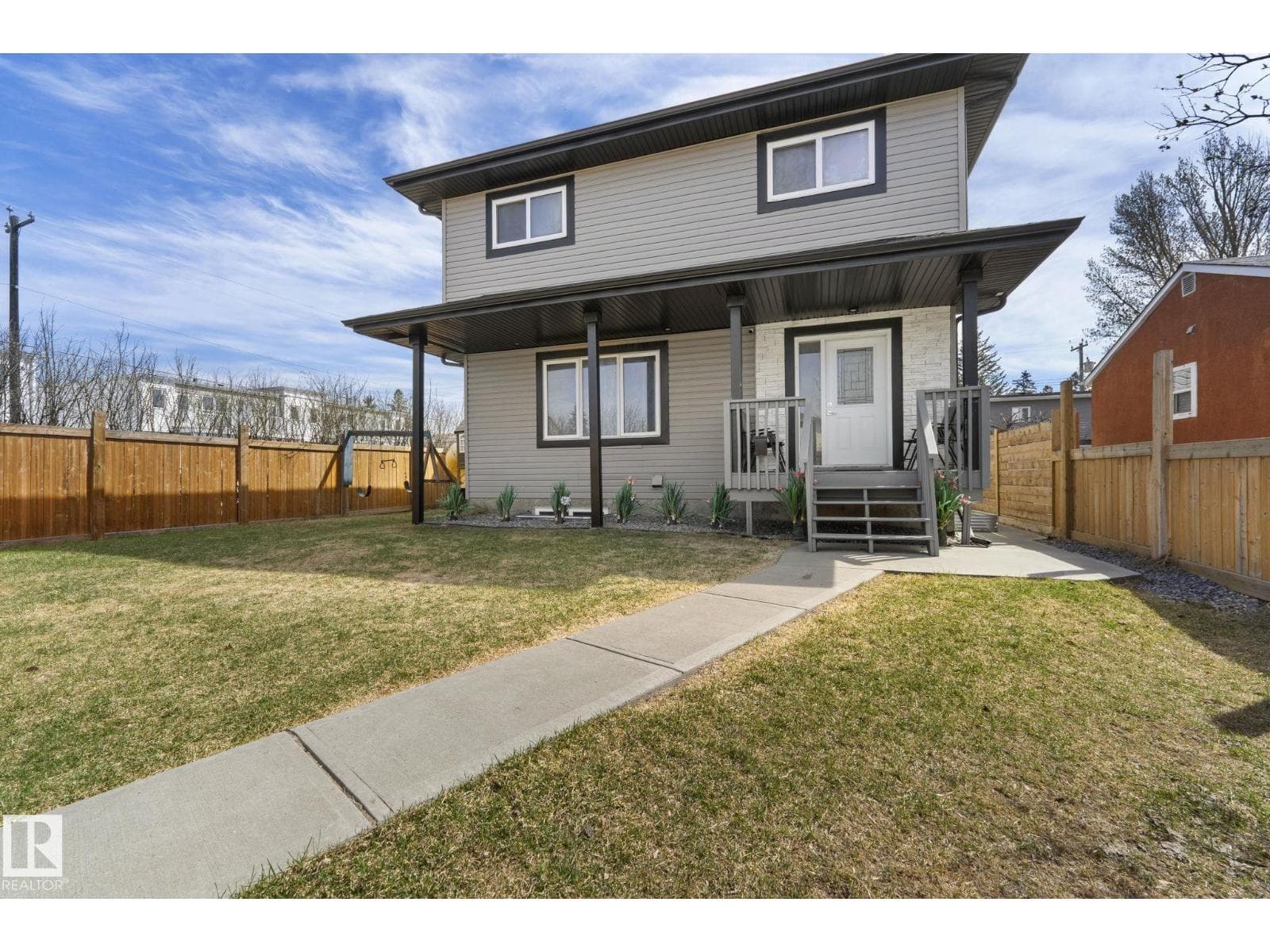 8955 150 ST NW