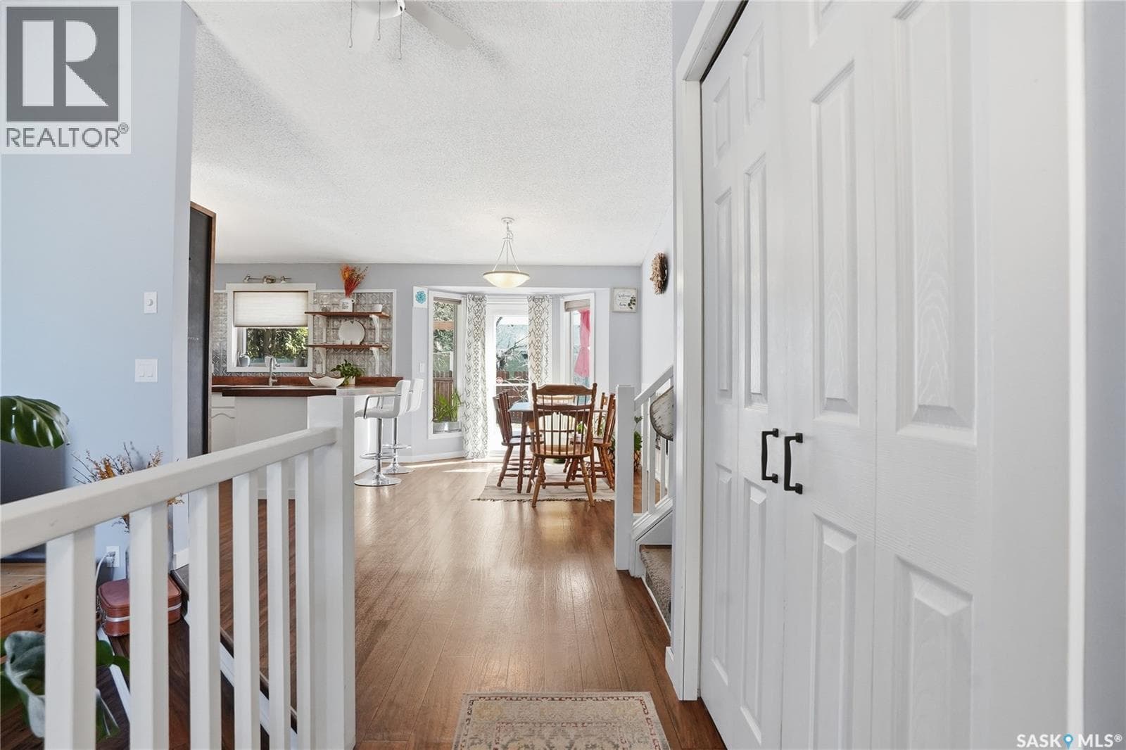 606 Hogg CRESCENT — photo 4