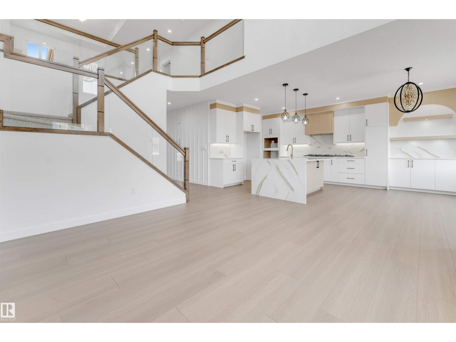 138 CREEKSIDE LANE LN