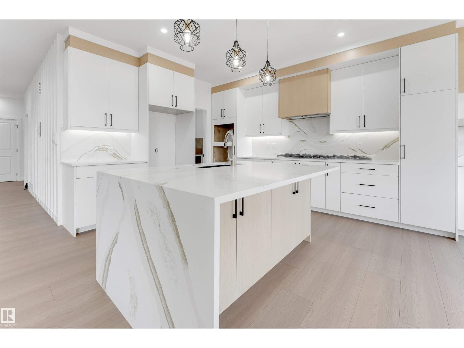 138 CREEKSIDE LANE LN — photo 4