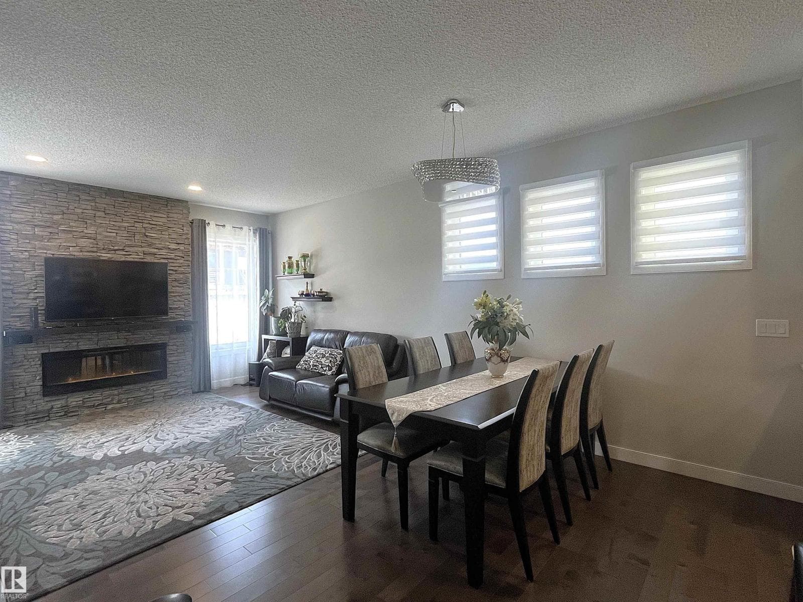 8504 216 ST NW — photo 5