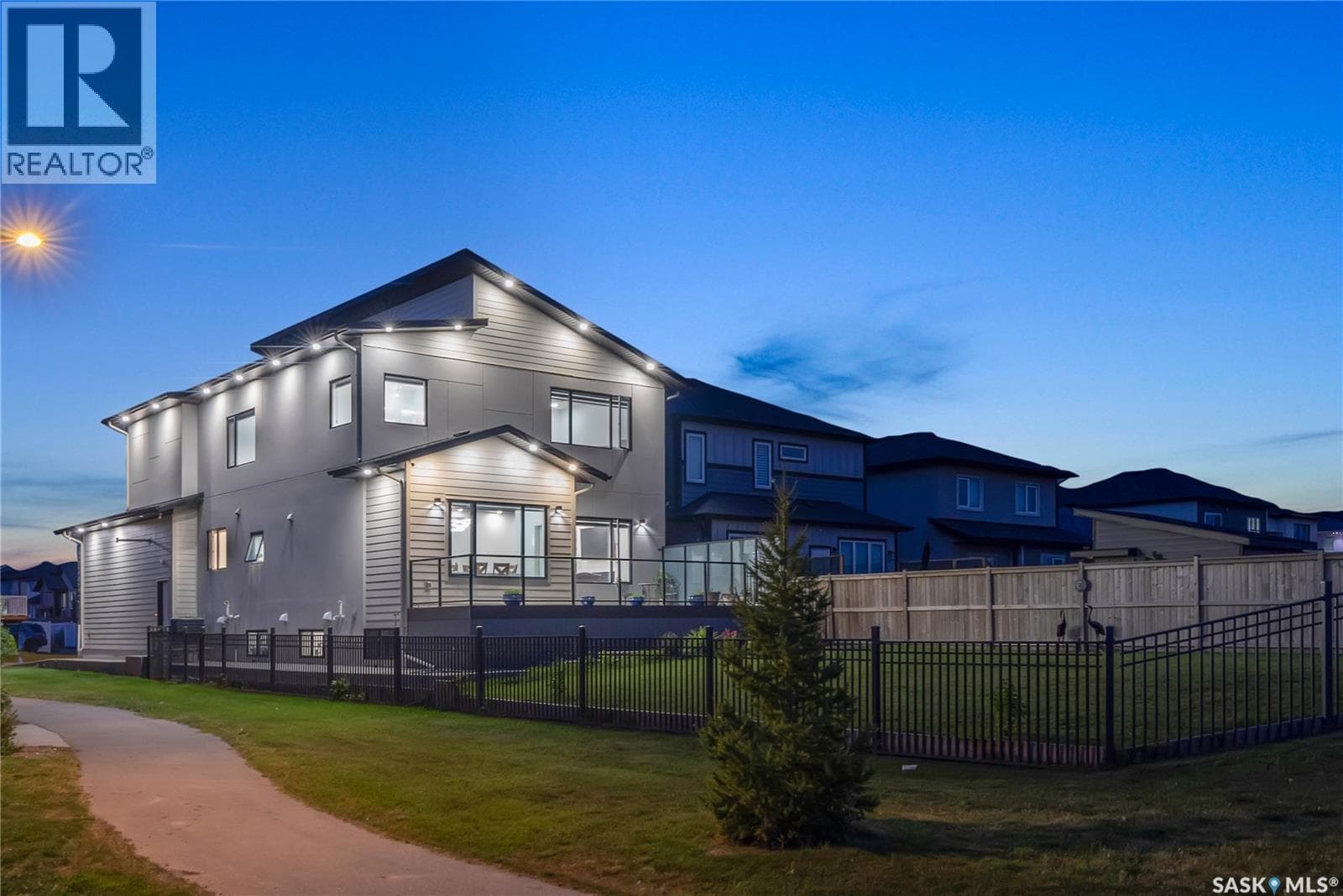 144 Forsey AVENUE — photo 3