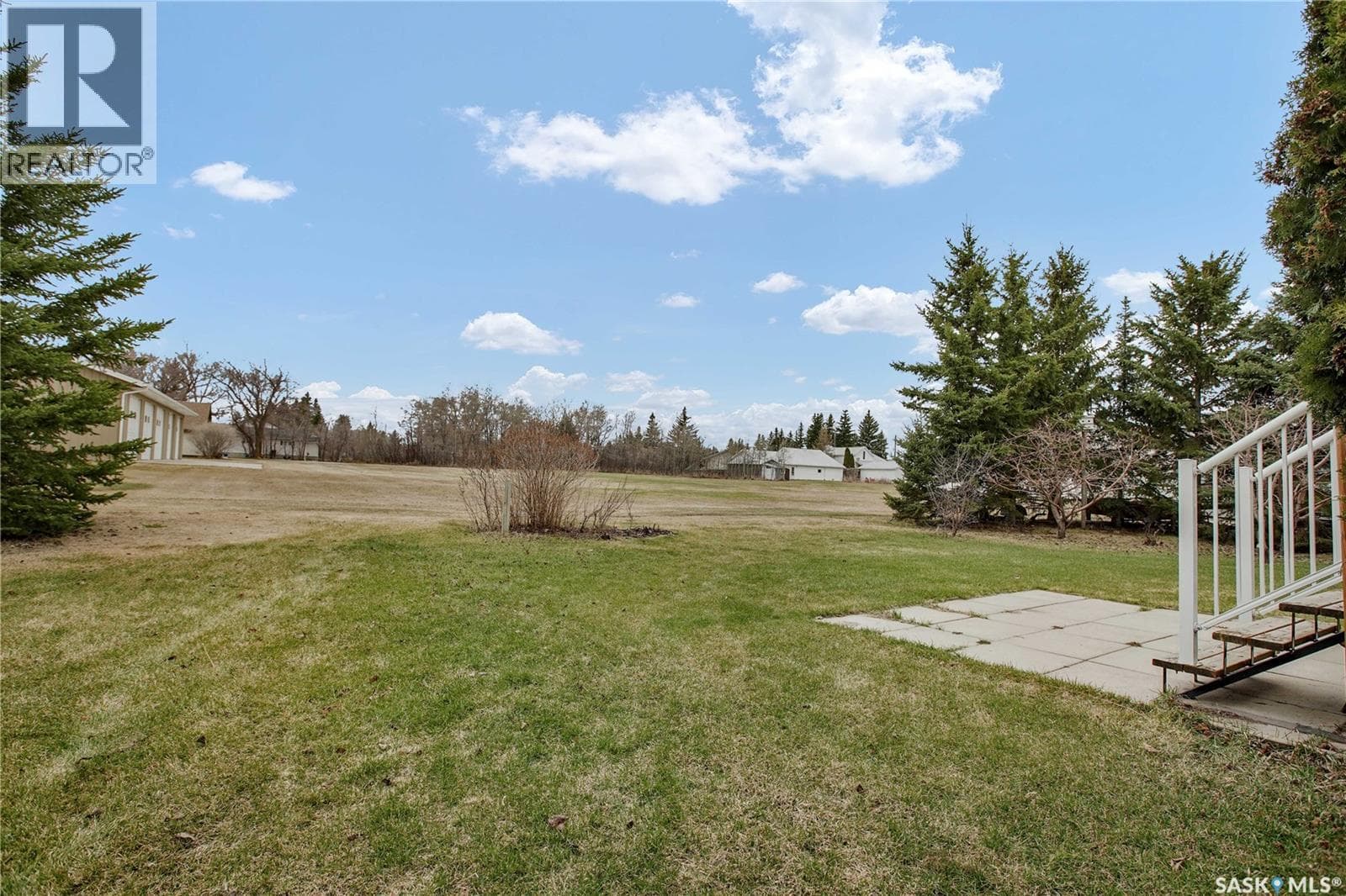 214 Cedar PLACE — photo 4