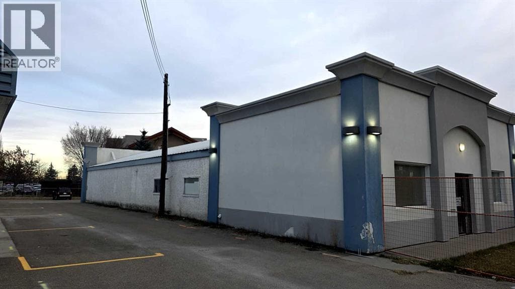 5414 43 Street — photo 5