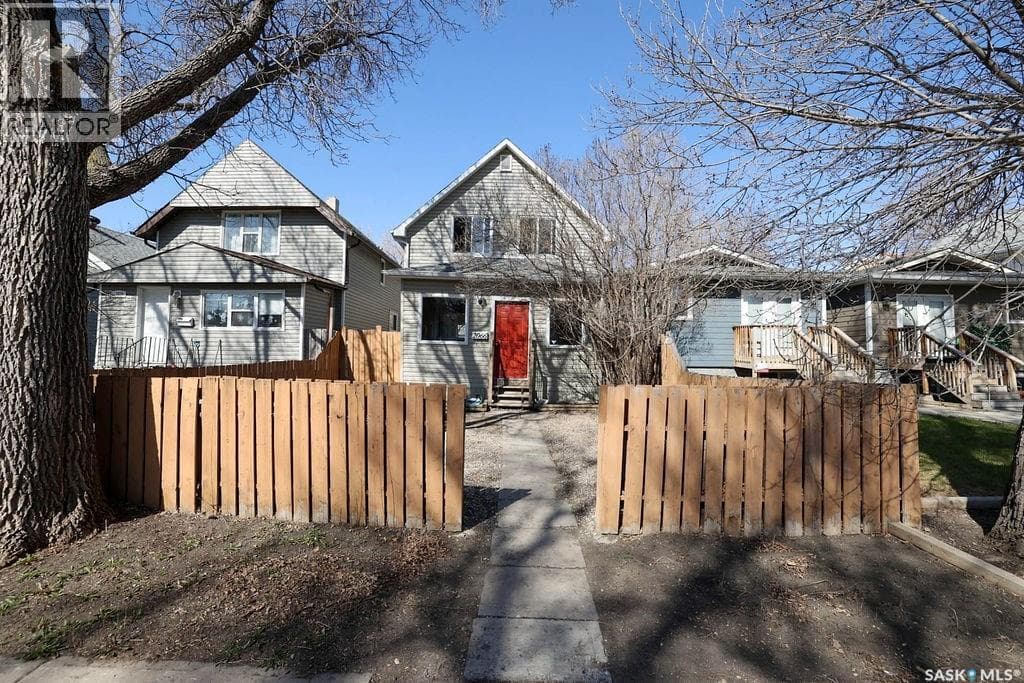 2066 Wallace STREET — photo 2