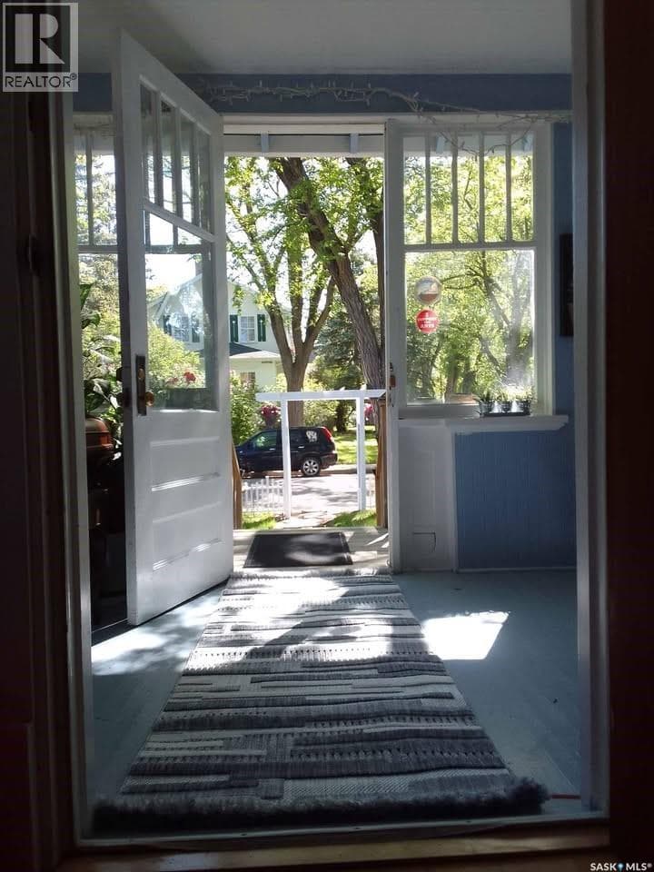 2140 Montague STREET — photo 2