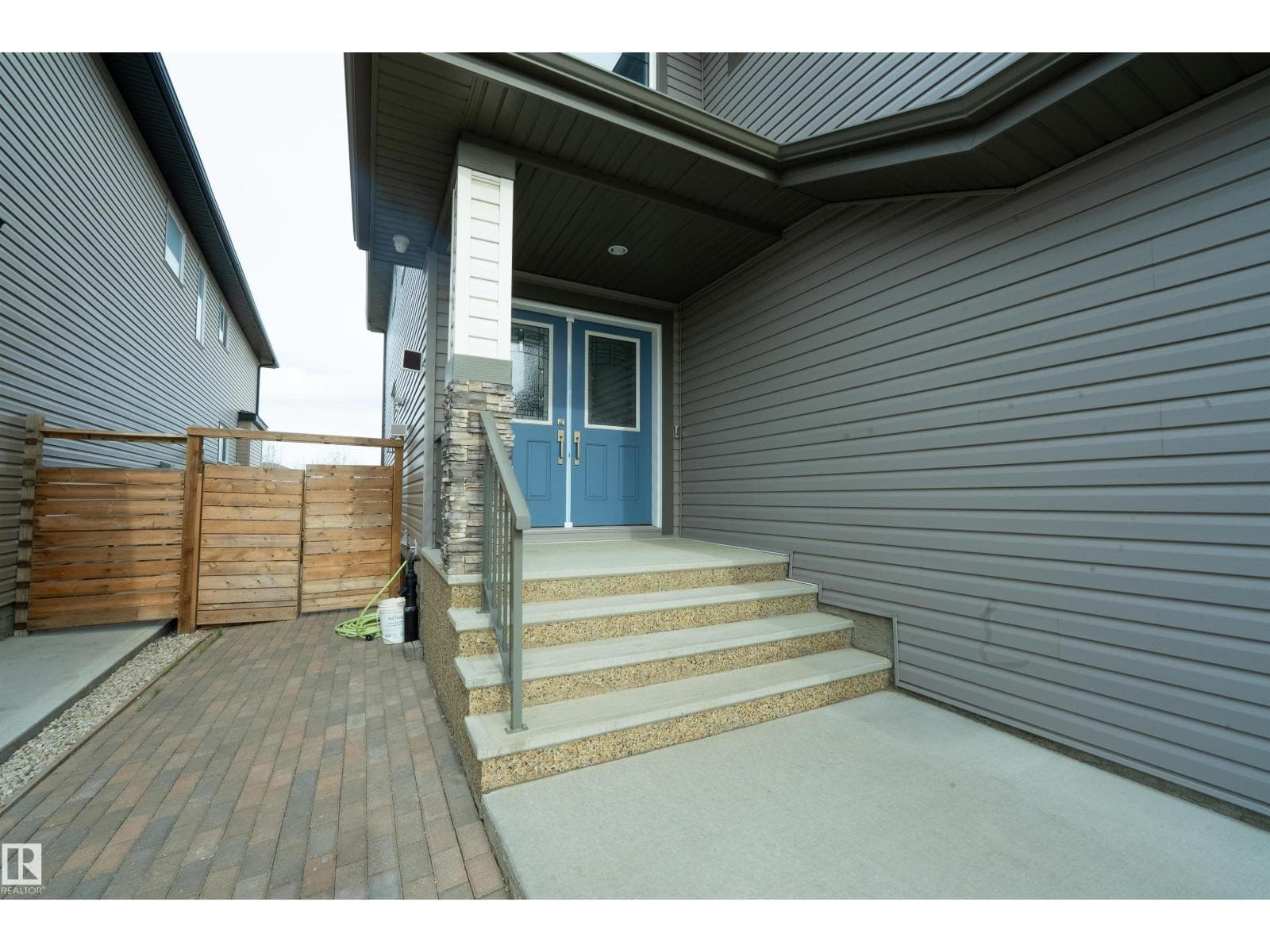 3623 8 ST NW — photo 3