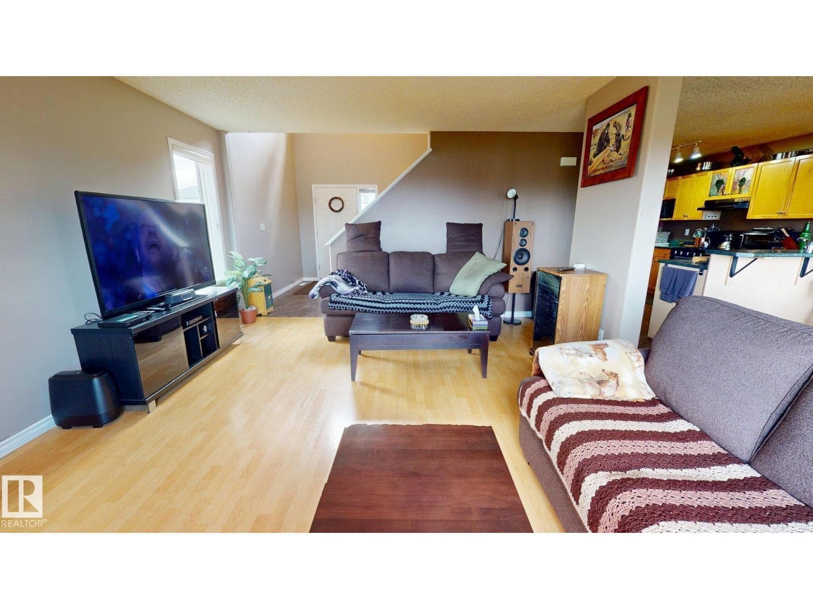 548 WISEMAN LN NW — photo 4