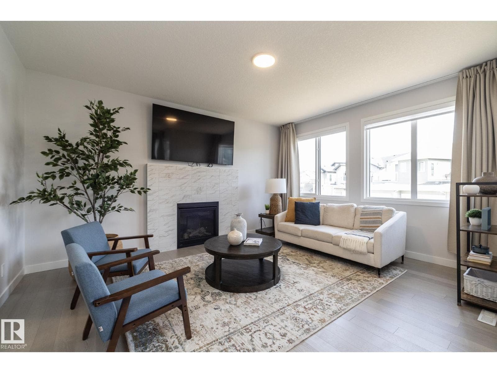 1448 DARBY GREEN GR SW — photo 4