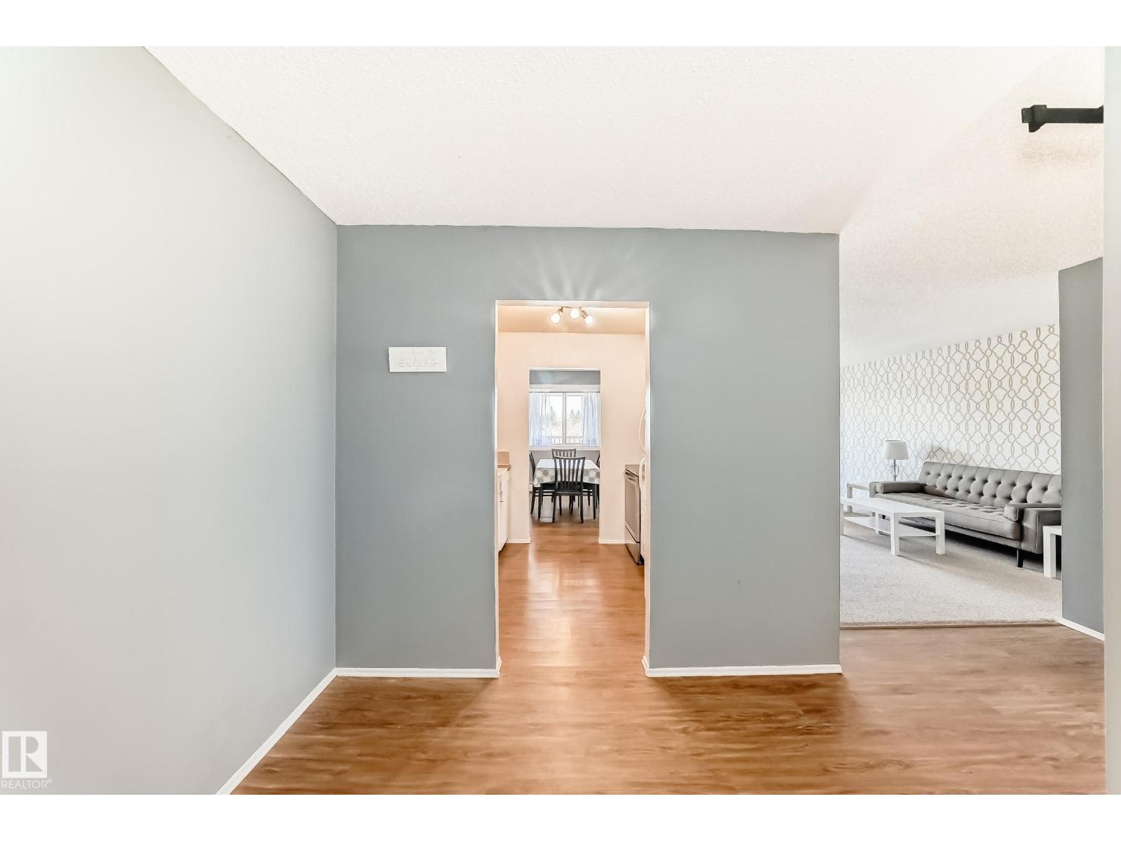 #423 5125 RIVERBEND RD NW — photo 4