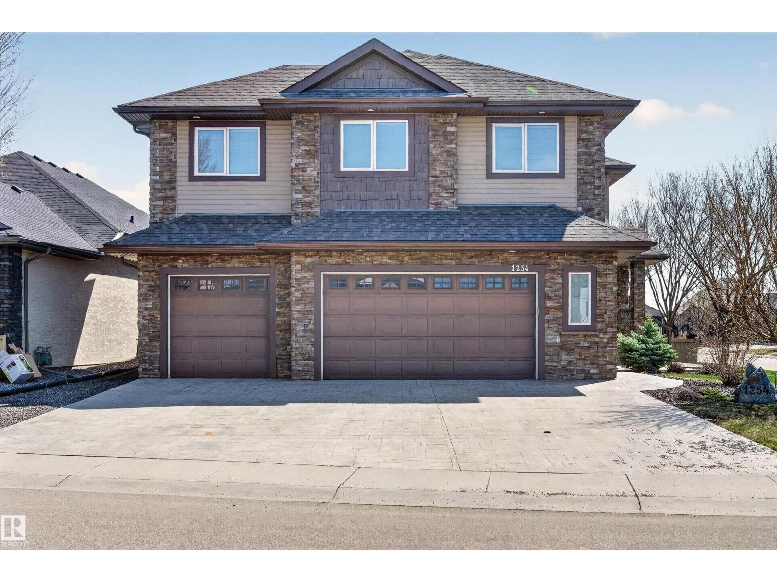 1254 ADAMSON DR SW — photo 4