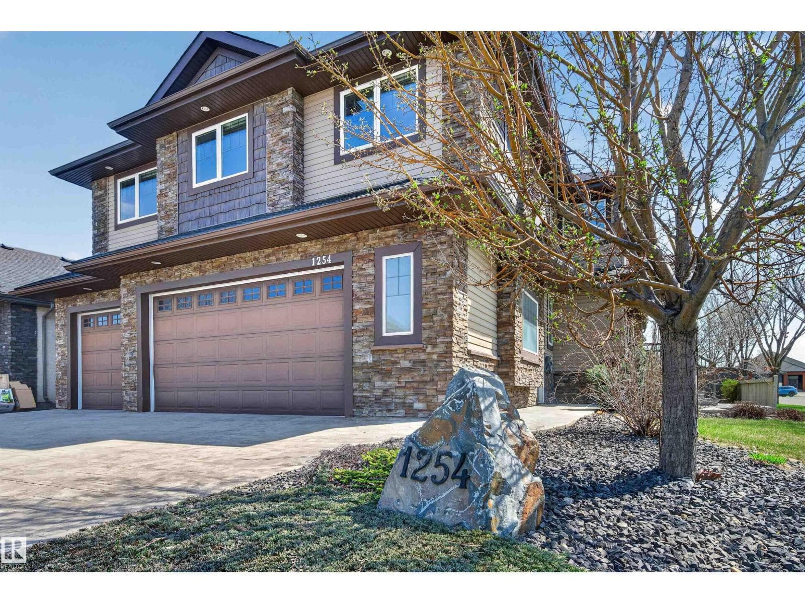 1254 ADAMSON DR SW — photo 5