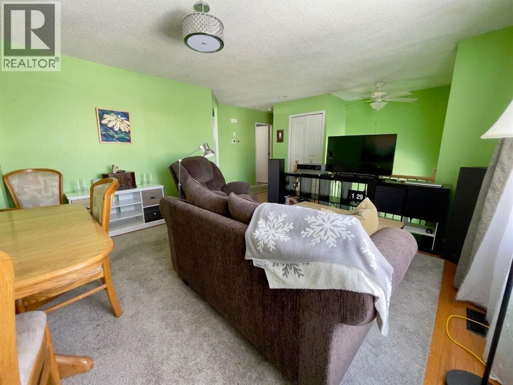 3311 Radcliffe Drive SE — photo 4