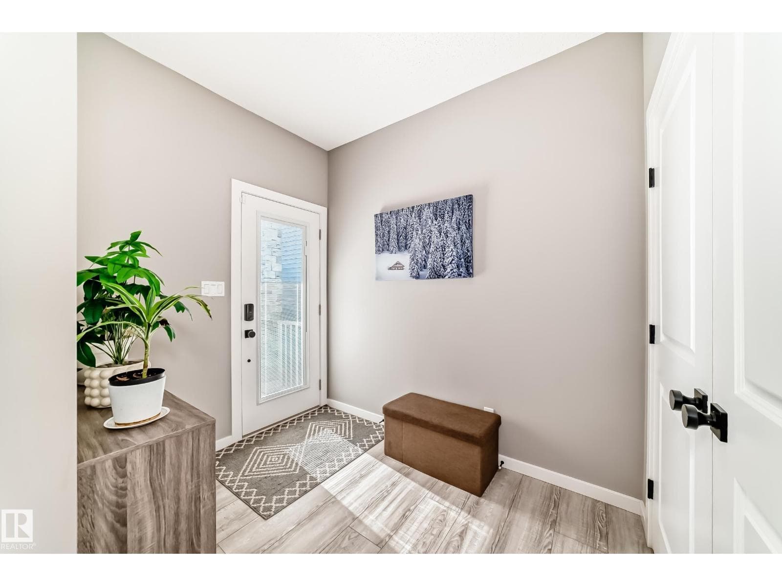 143 LARCH CR — photo 5