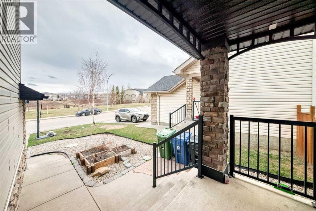 225 Kincora Heights NW — photo 3