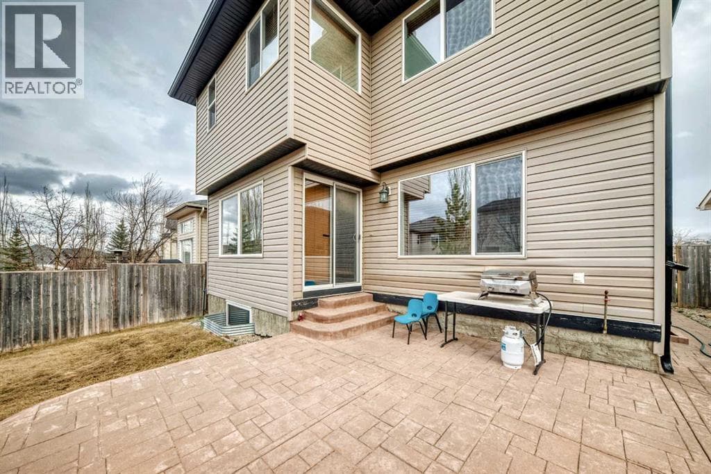 225 Kincora Heights NW — photo 4