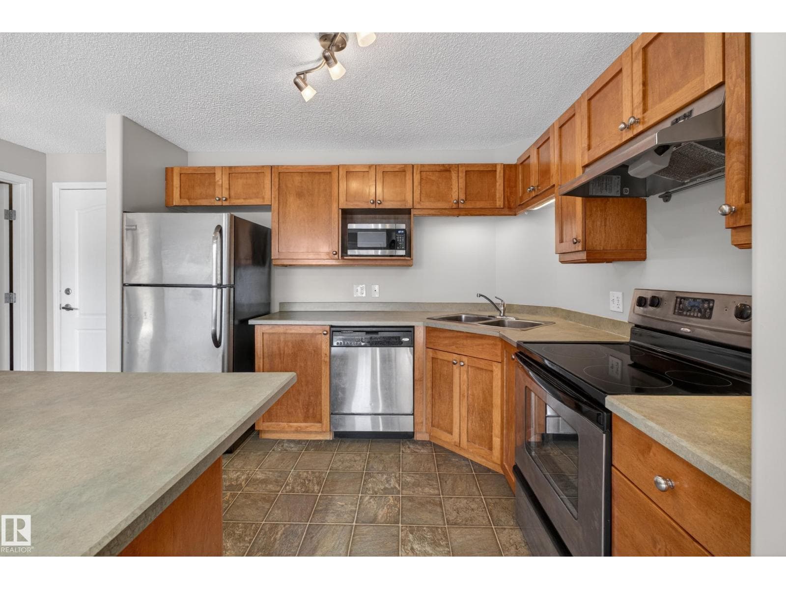 #1213 7339 SOUTH TERWILLEGAR DR NW — photo 5