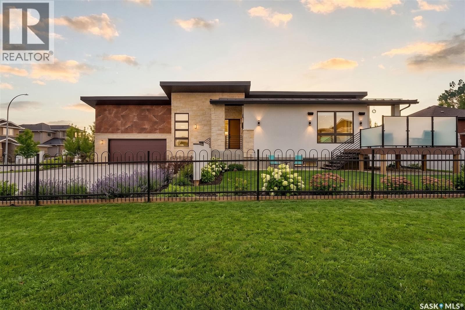 8267 Wascana Gardens POINT