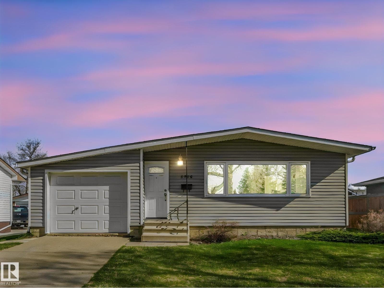 5916 148 AV NW