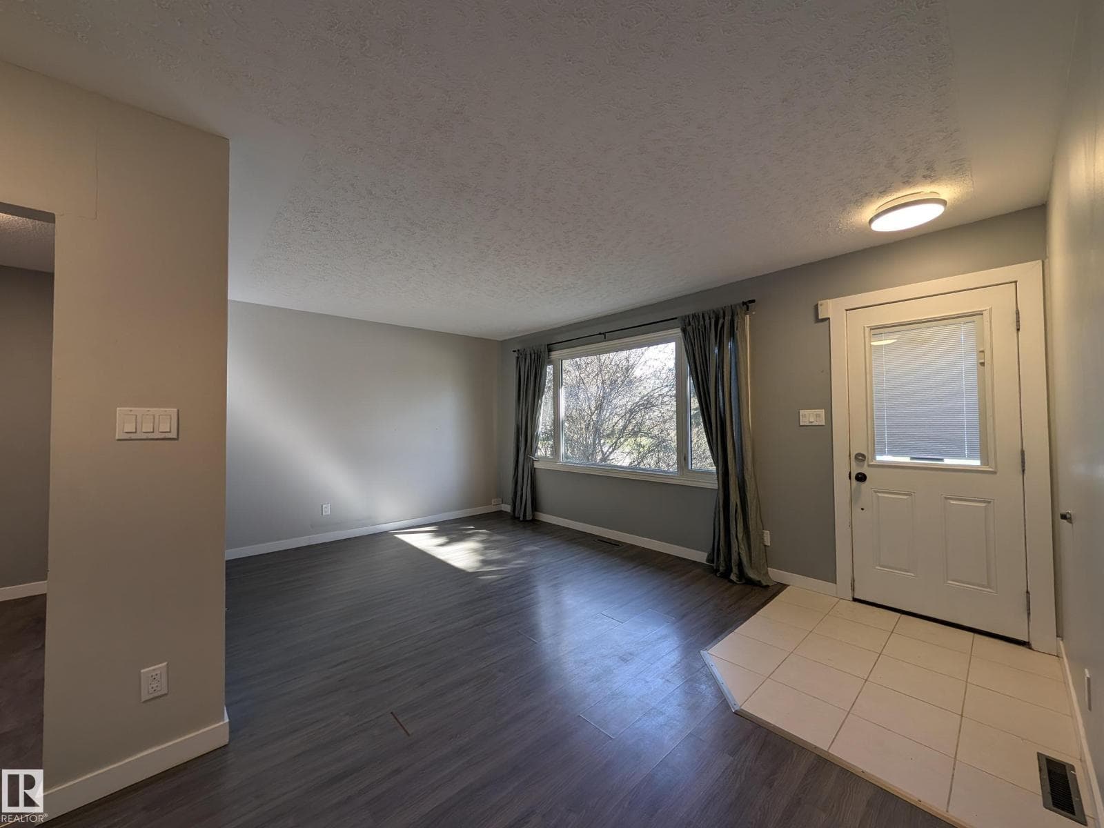 13528 139 ST NW — photo 3