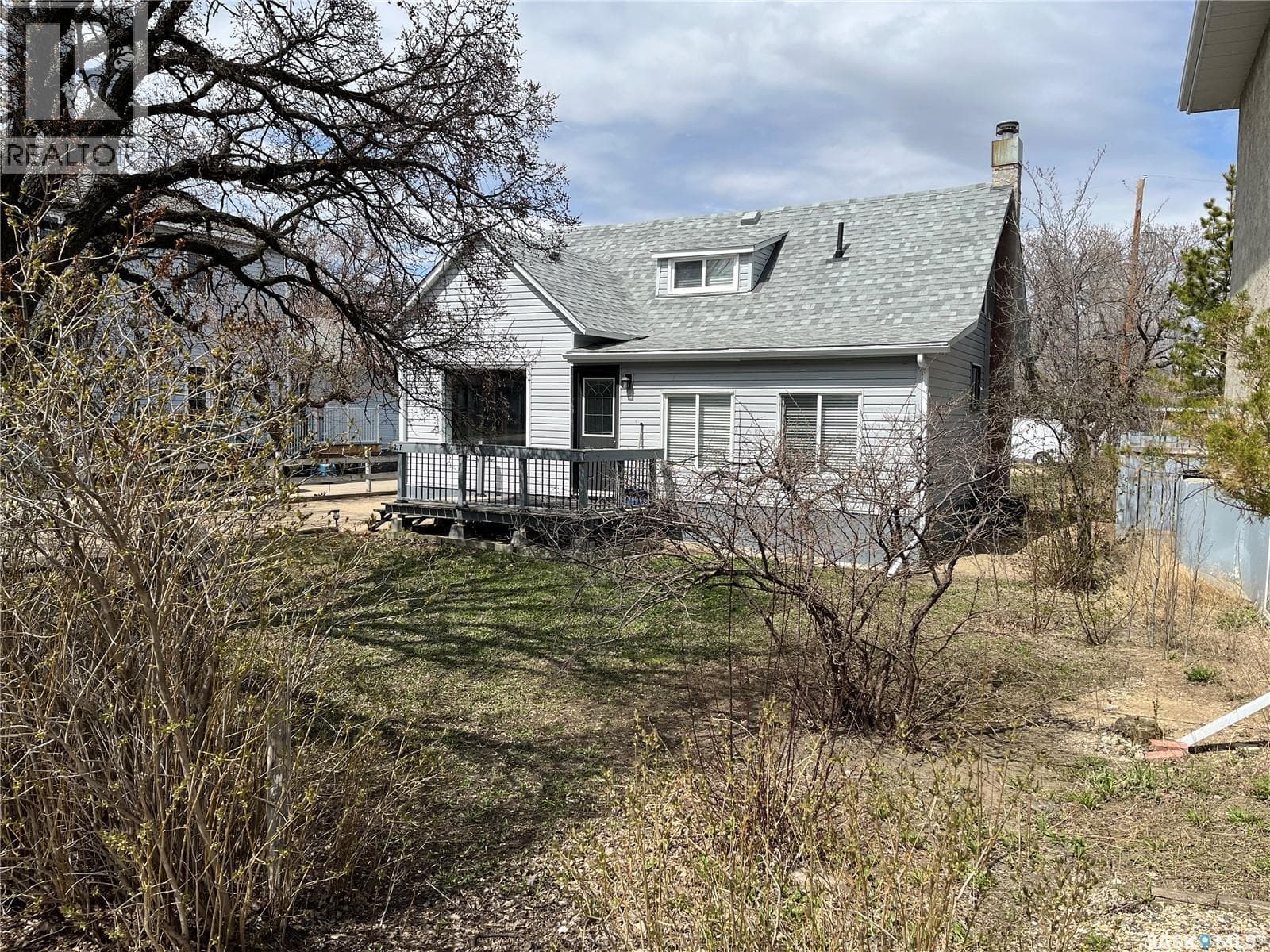 W 217 4th AVENUE W — photo 2