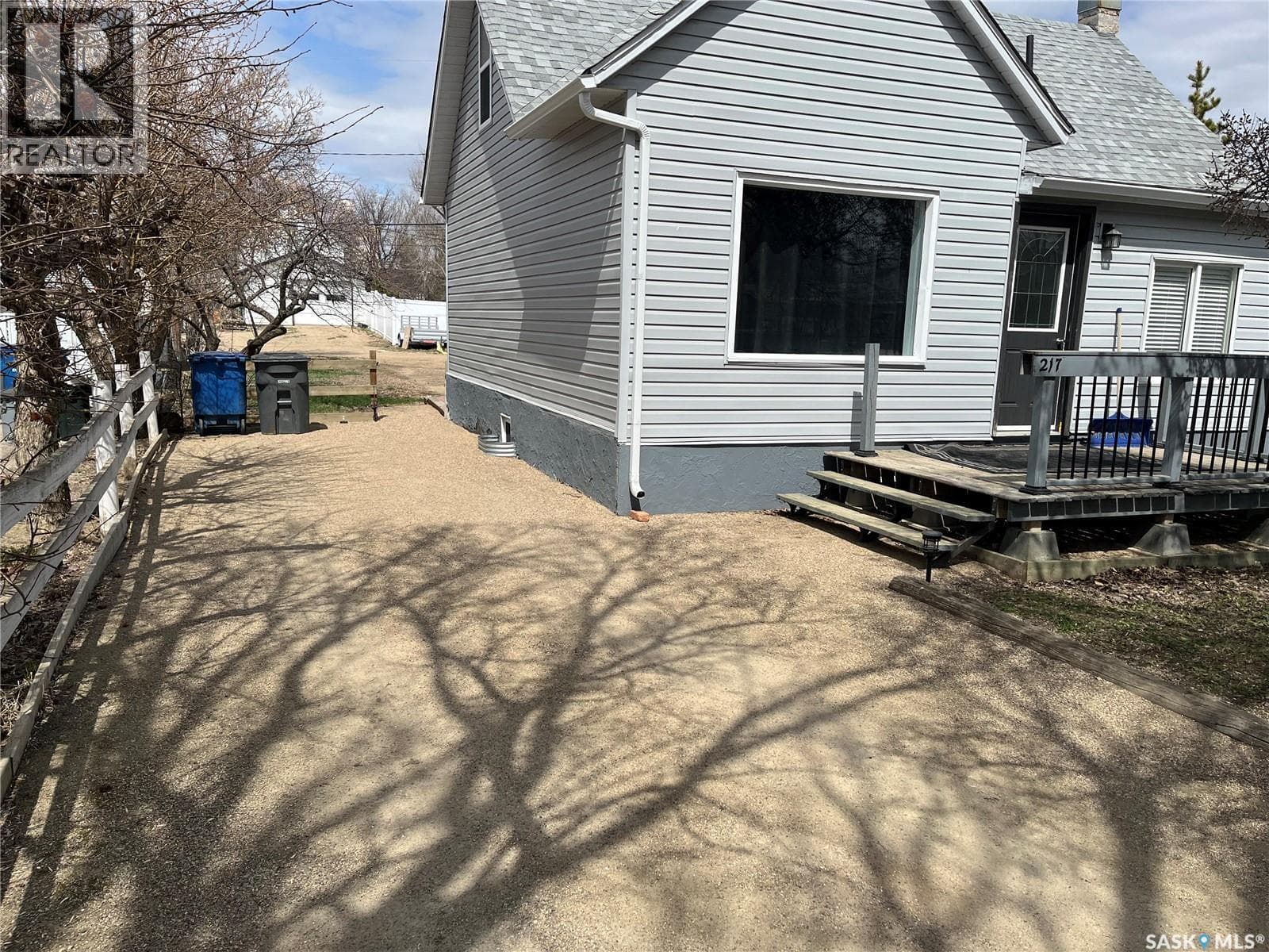 W 217 4th AVENUE W — photo 3