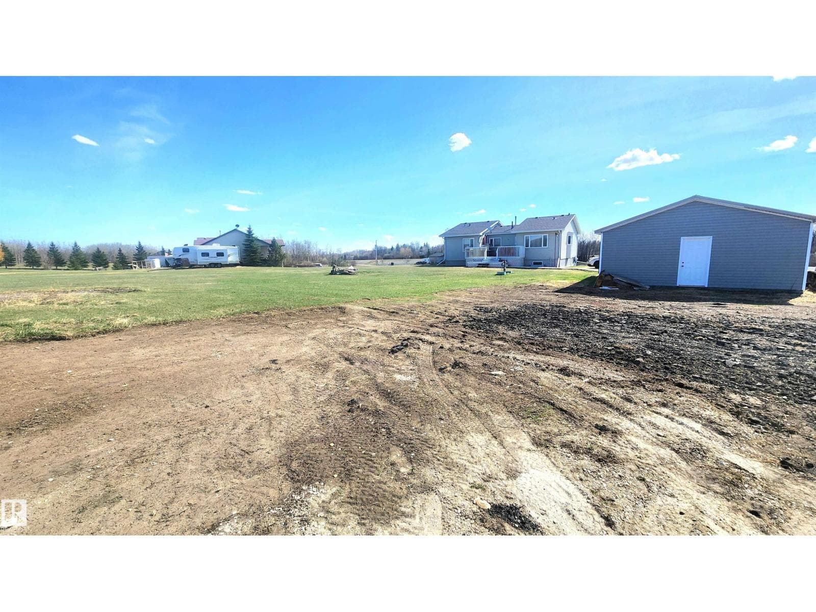 #97 20120 Twp Rd 515 — photo 3