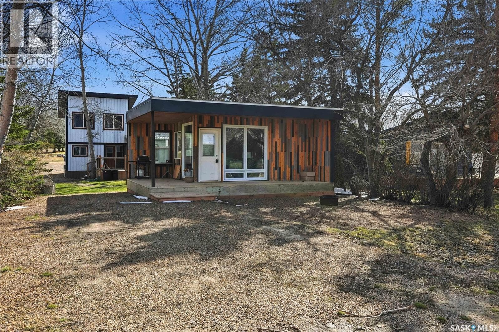 17 Pheasant STREET — photo 2