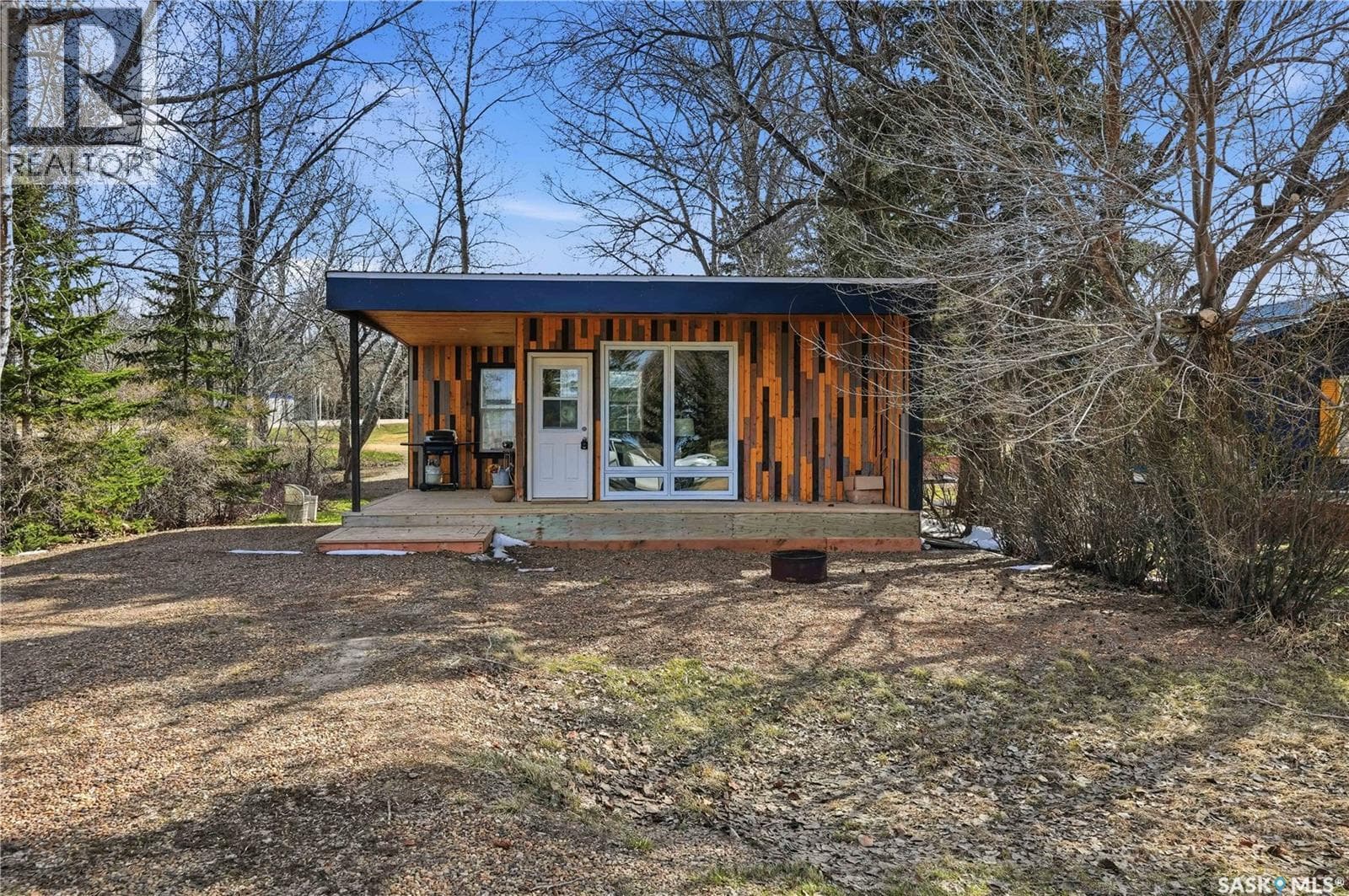 17 Pheasant STREET — photo 4