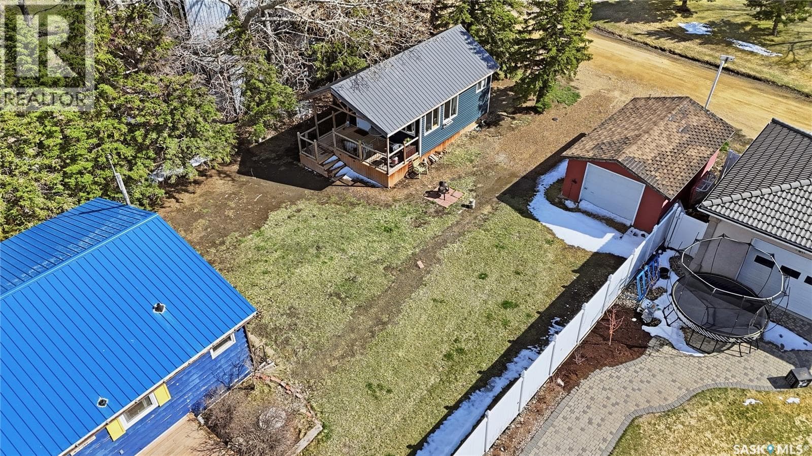16 Pheasant STREET — photo 3