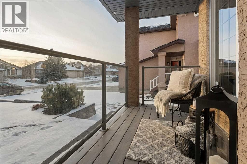 255 Gleneagles View — photo 2