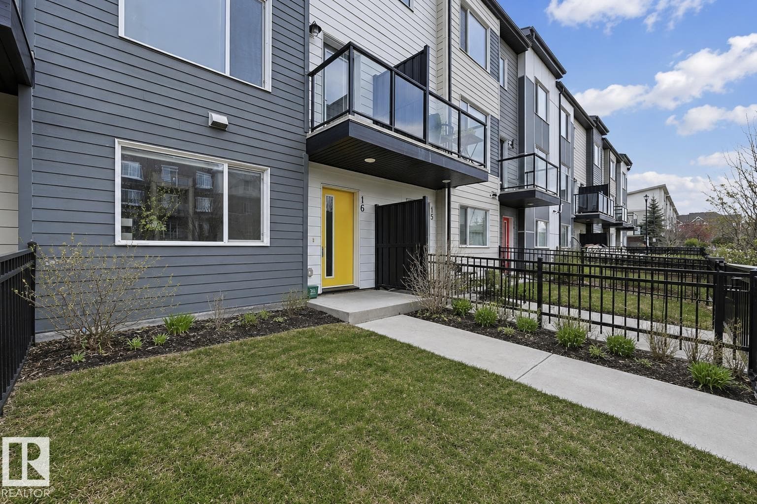 #16 804 WELSH DR SW — photo 3